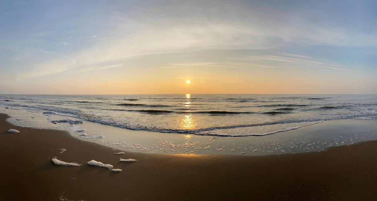 Beach House For You - Luxe Verblijf, 5 Min Van Het Strand Katwijk aan Zee Bagian luar foto